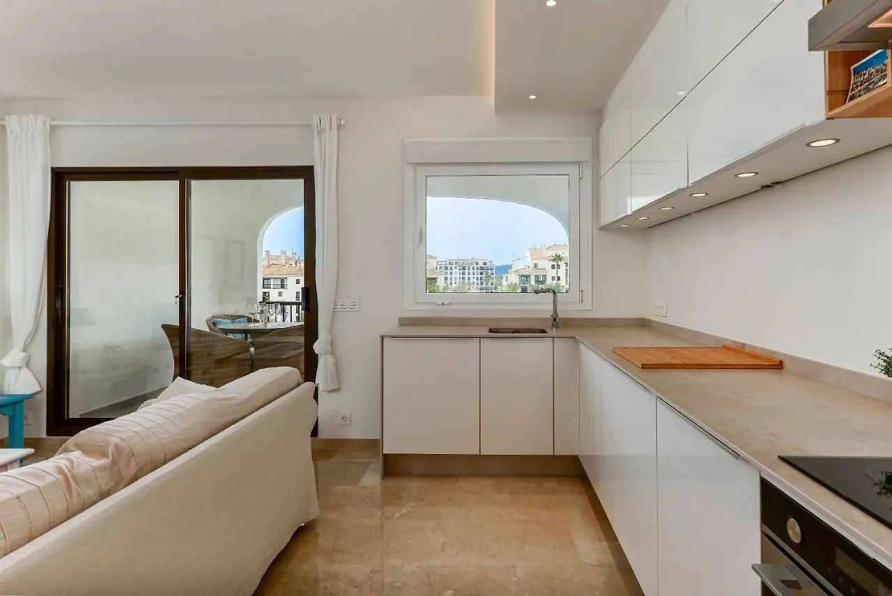 Duquesa Port Retreat Apartment Manilva