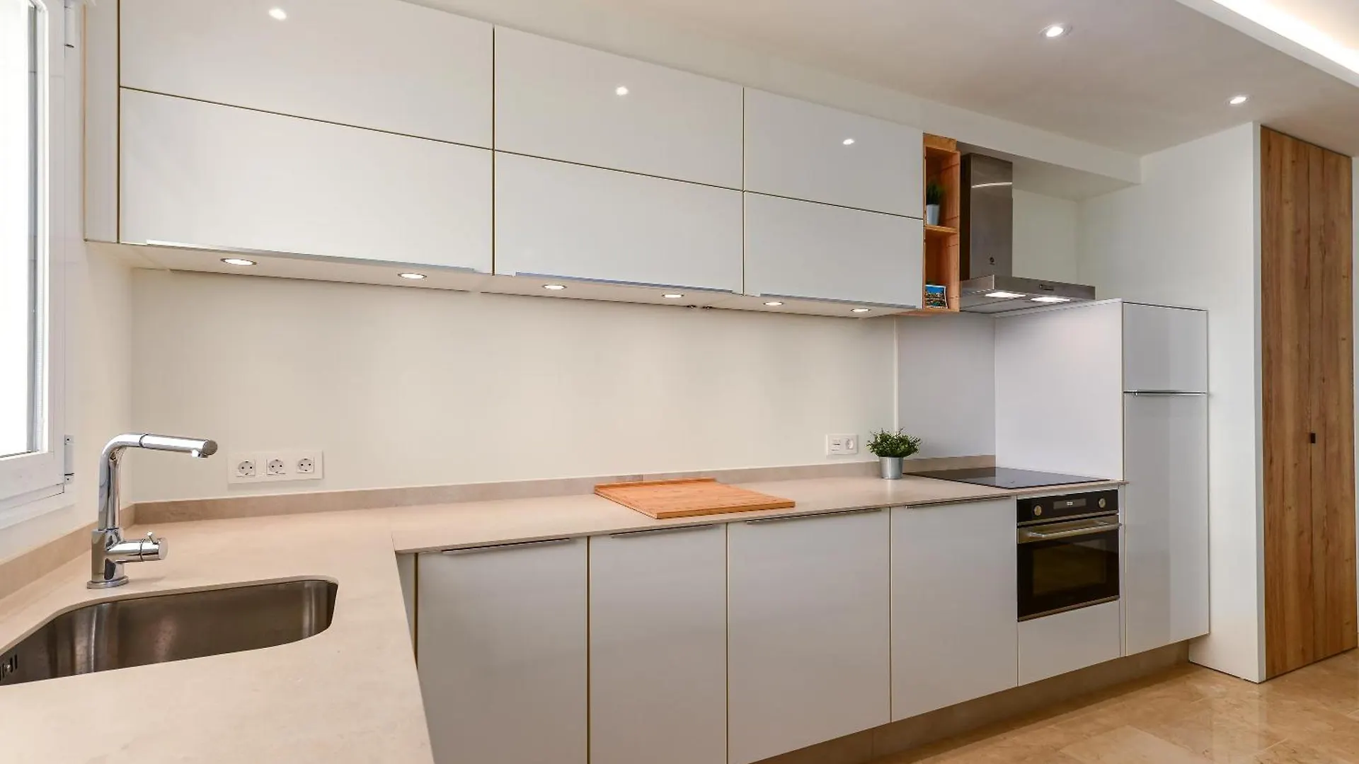 Duquesa Port Retreat Apartment Manilva