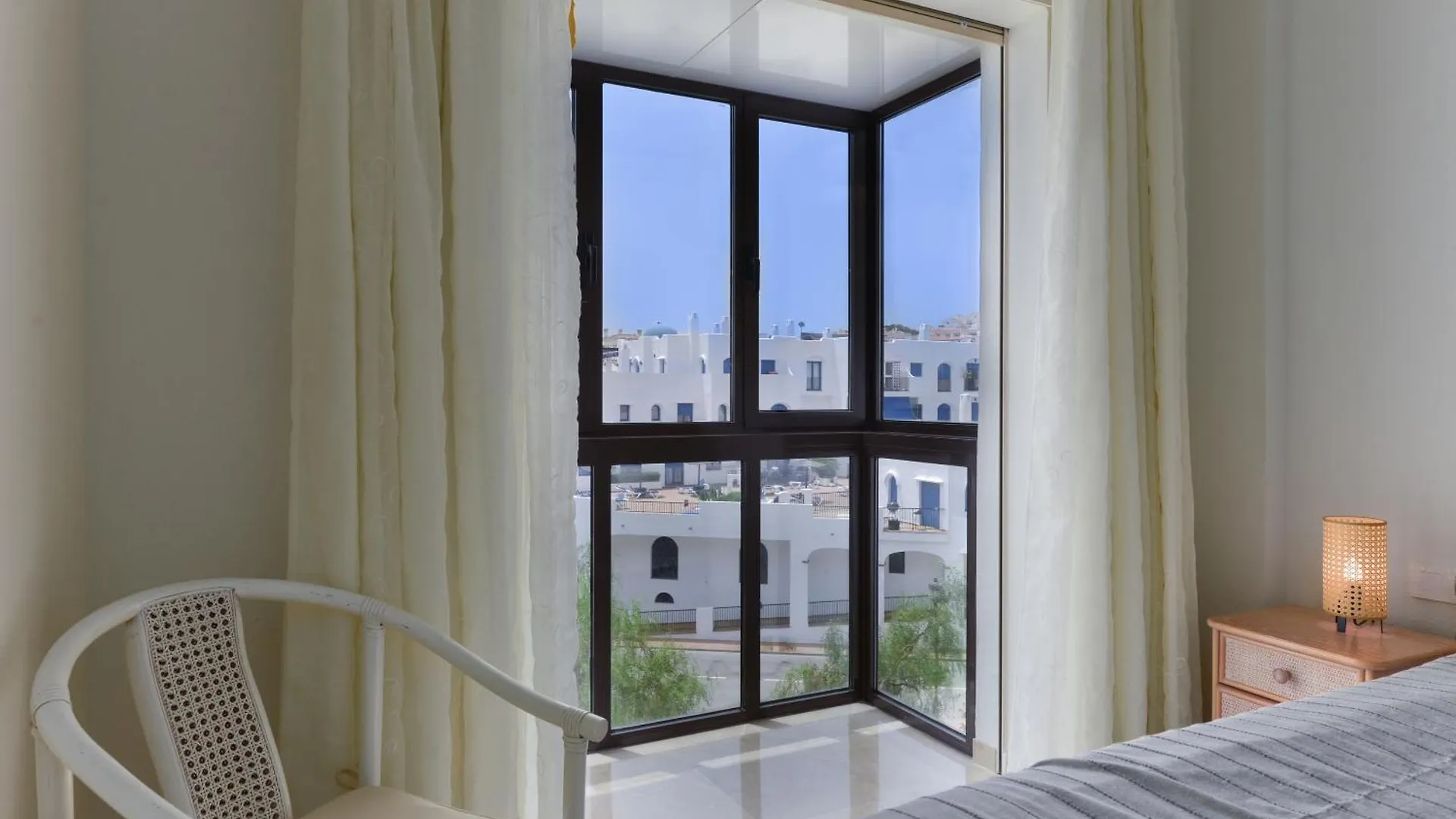 Duquesa Port Retreat Apartment Manilva